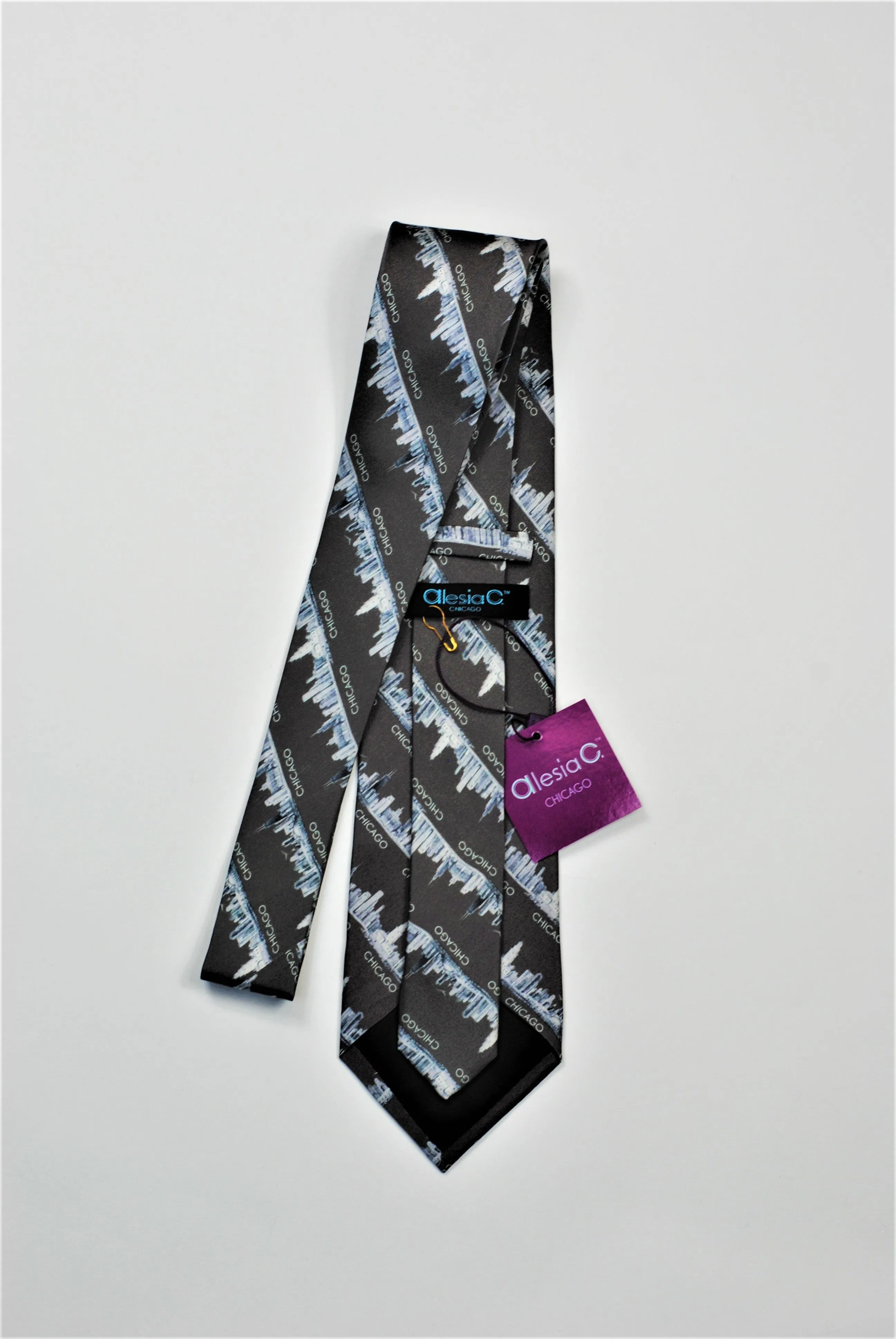 CHICAGO Skyline 100% Silk Men Tie in Black