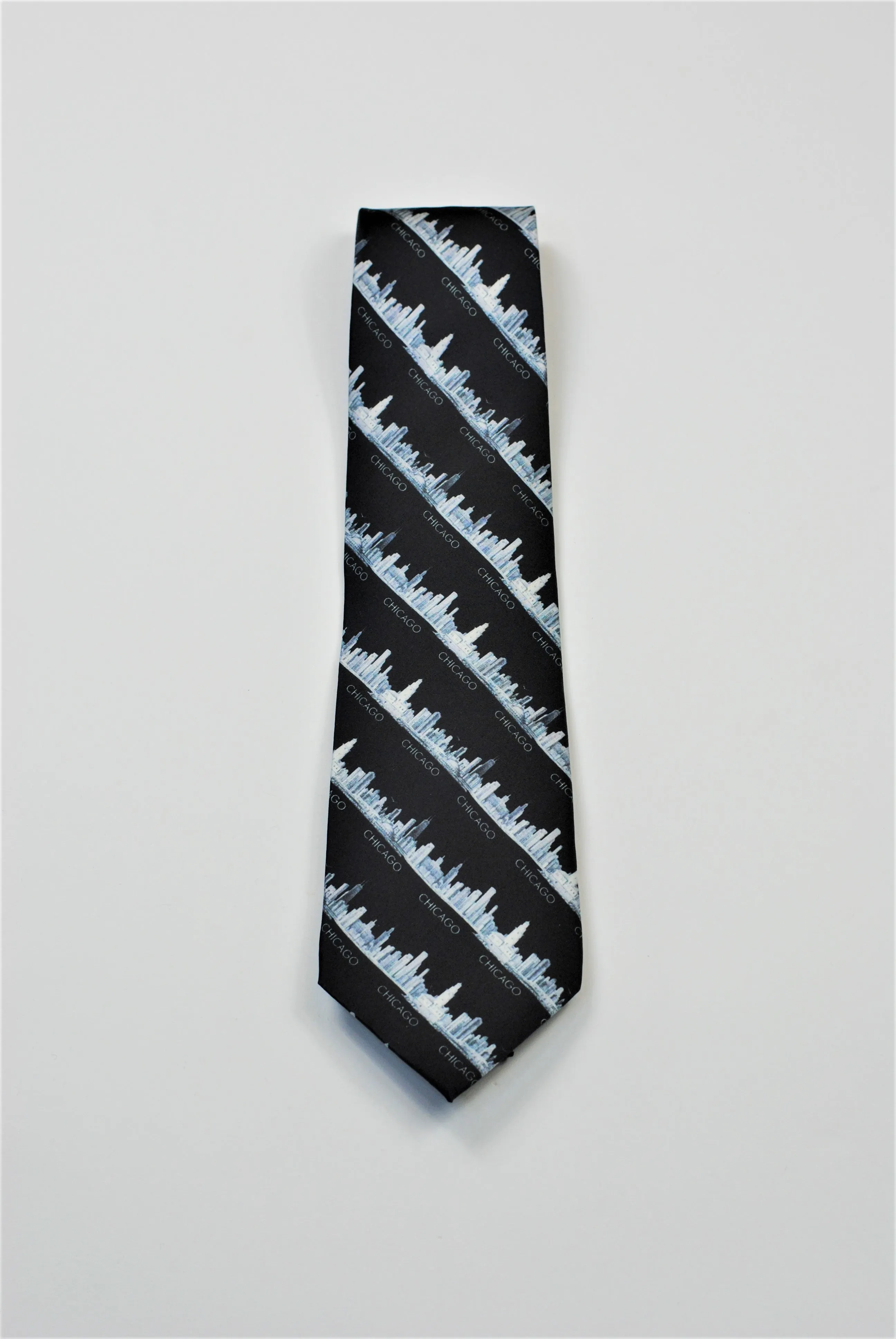 CHICAGO Skyline 100% Silk Men Tie in Black