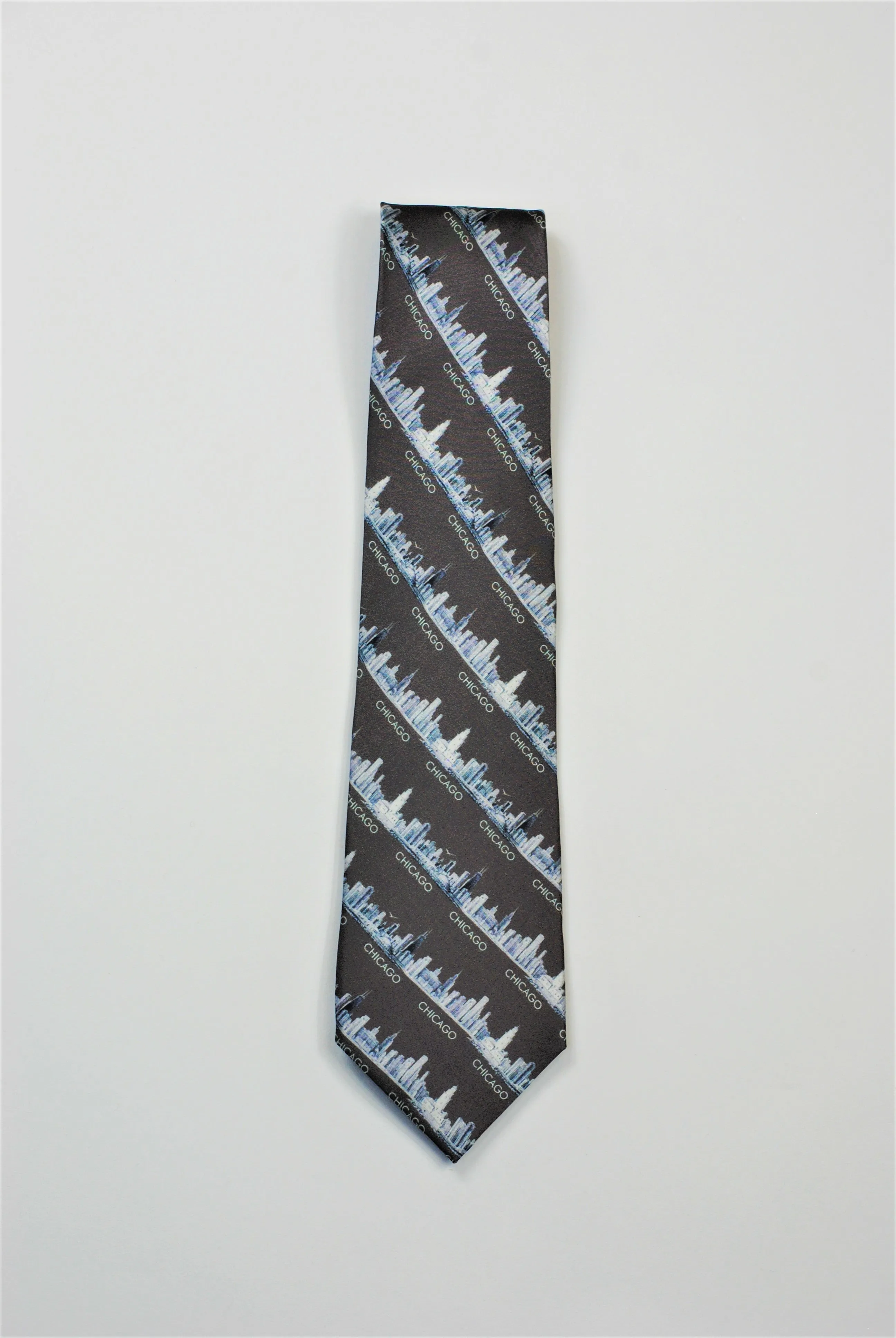 CHICAGO Skyline 100% Silk Men Tie in Dark Gray