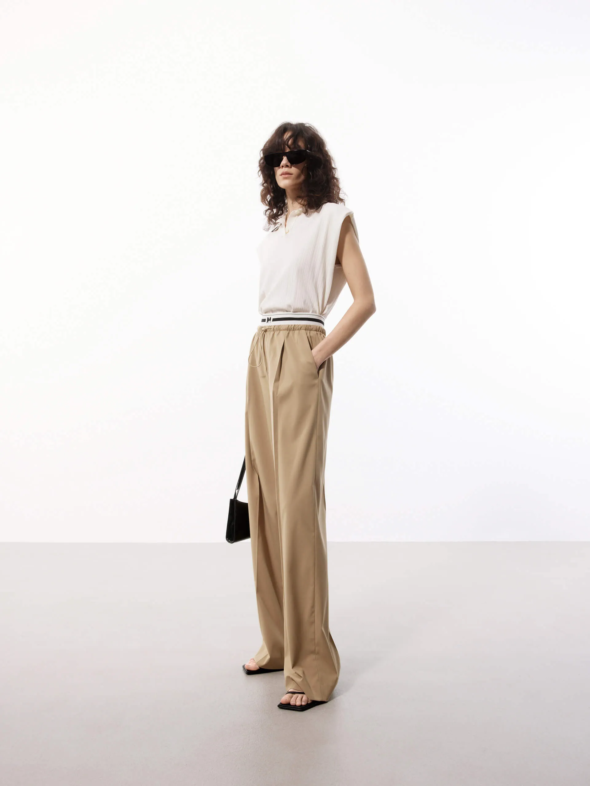 Contrast Waist Pleated Pants