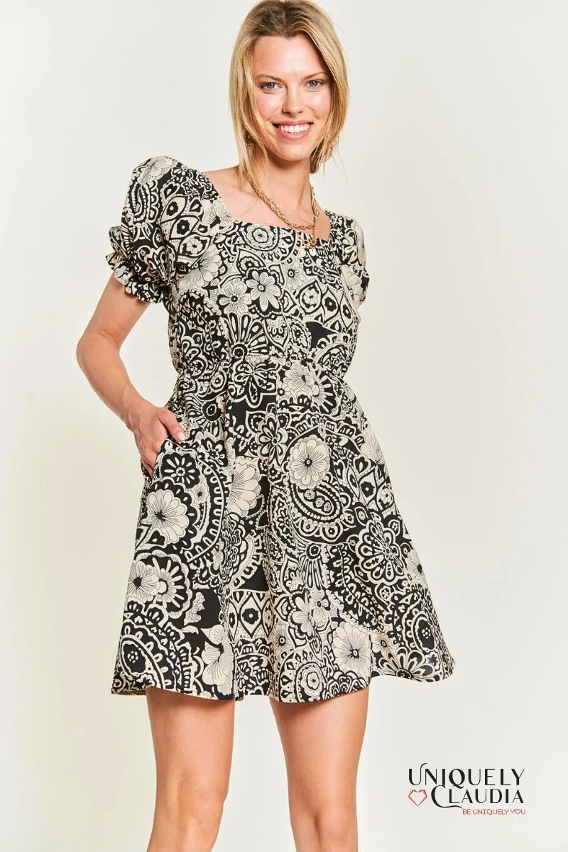 EDGY PLUS: Tory Puff Sleeves Babydoll Dress