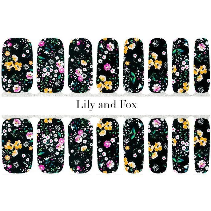 Lily and Fox - Nail Wrap - Daring Floral