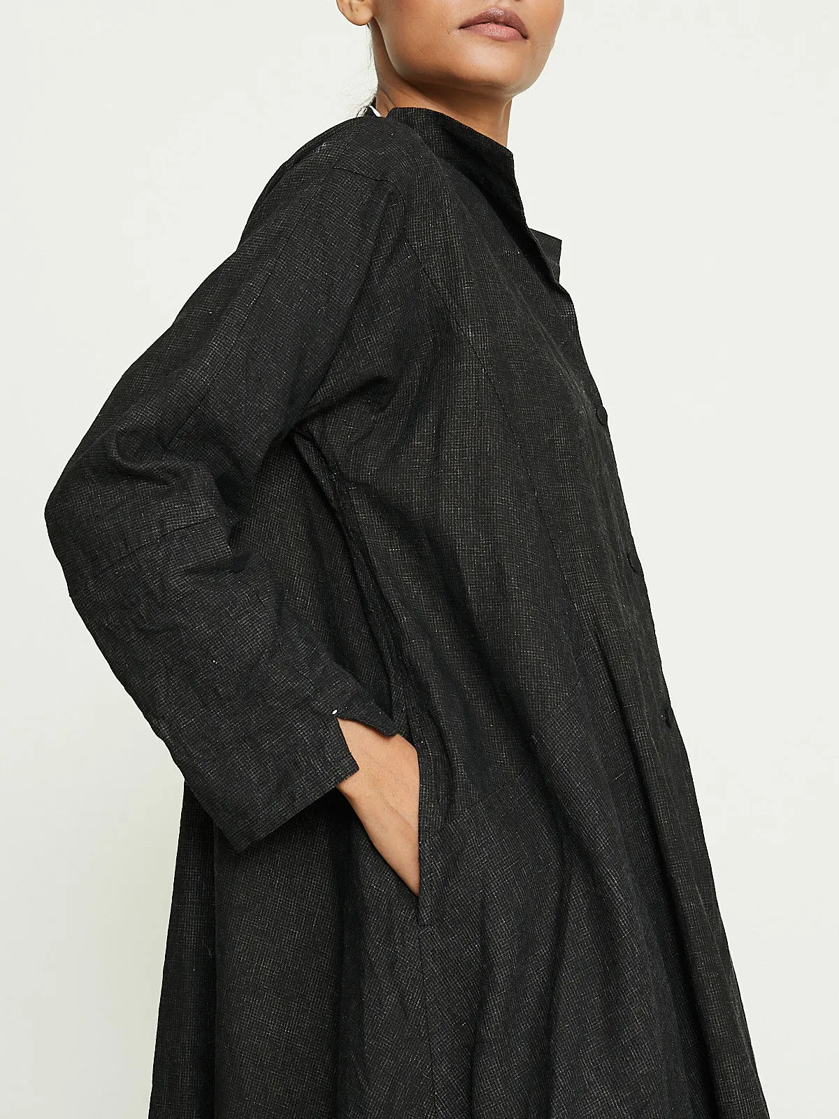 Robe de Nomad in Charcoal Black